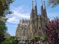  La Sagrada Familia Basílica