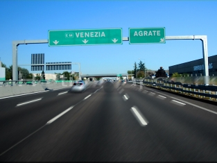 Италия- автомагистрала- Венеция пътуване в Европа 