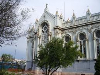 Работно време и цени за вход на Желязната църква Свети Стефан , Истанбул  - Турция
