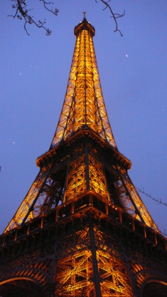 Айфелова кула   - Париж